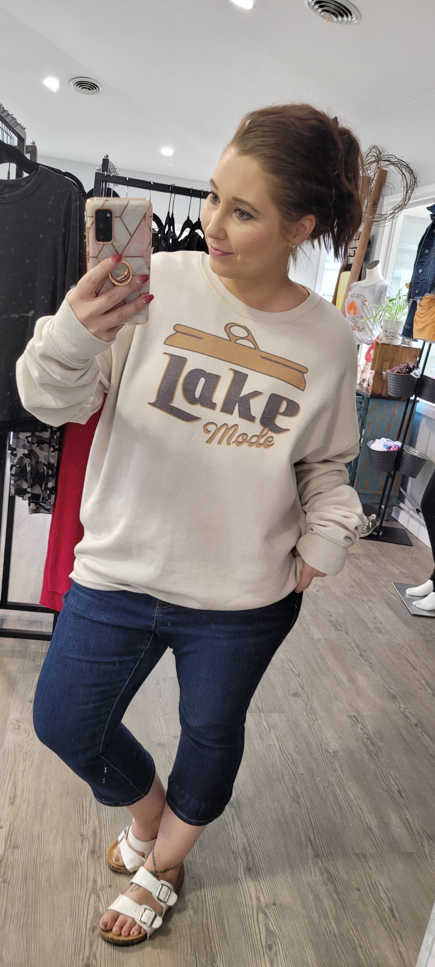 Lake Mode Sweatshirt