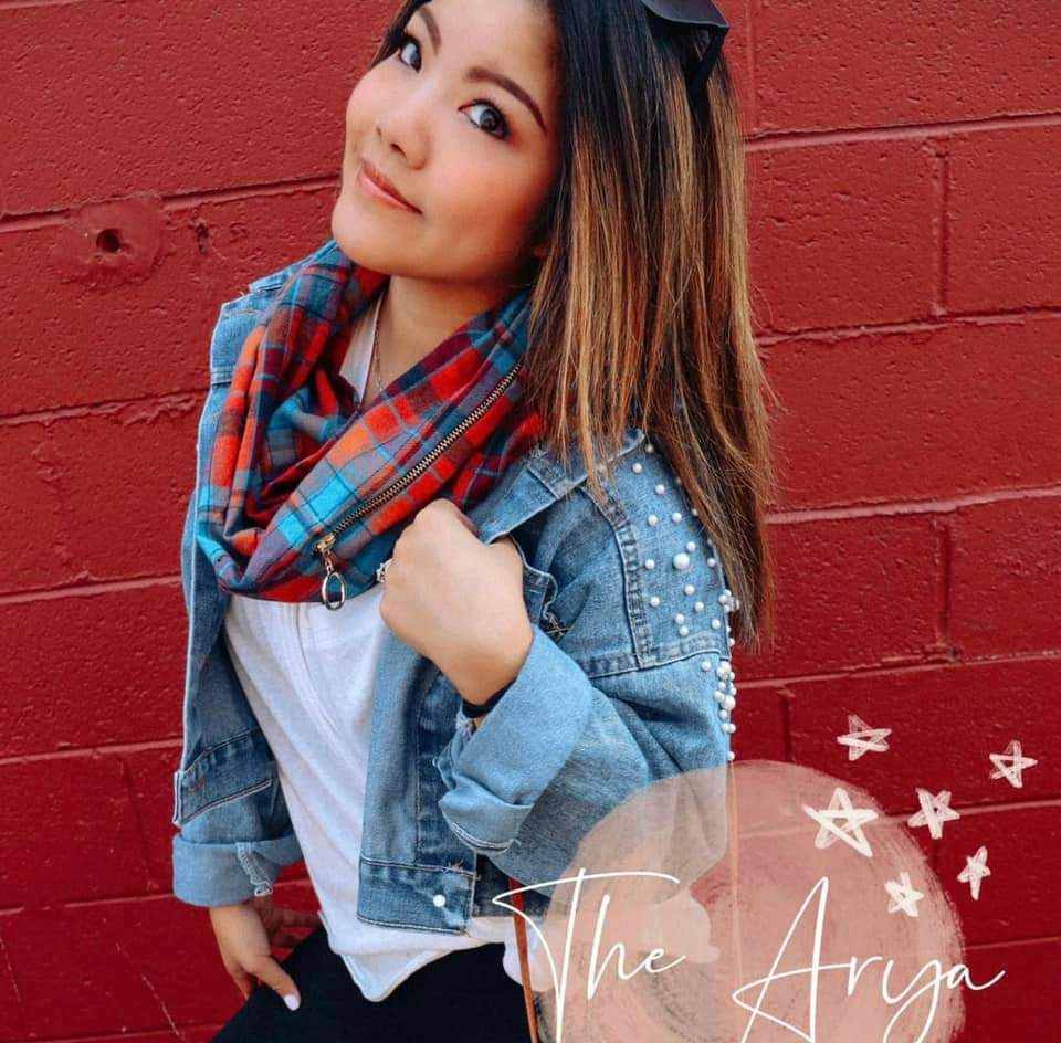 Arya Pocket scarves