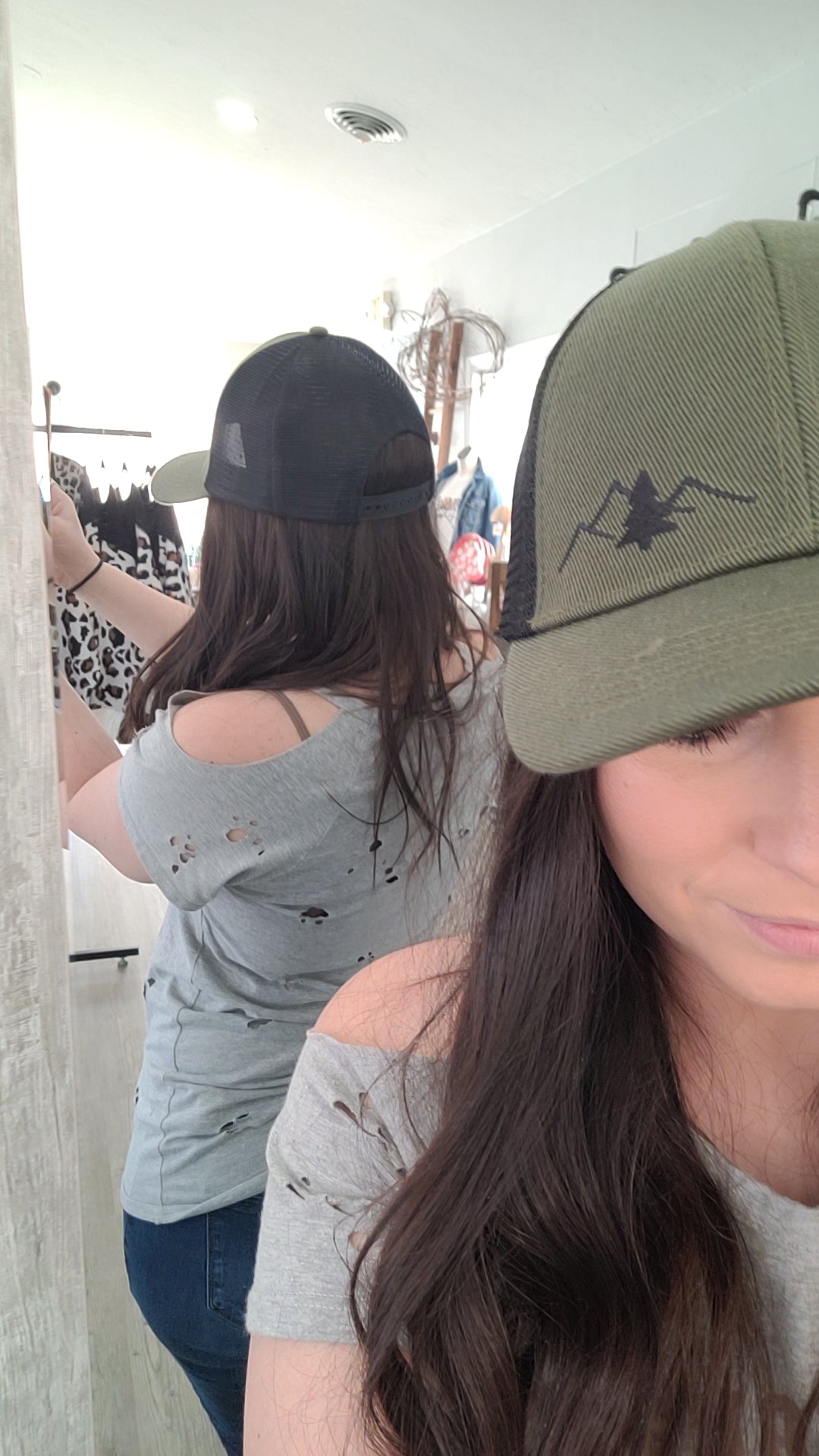 Mountain Men's Trucker Hat