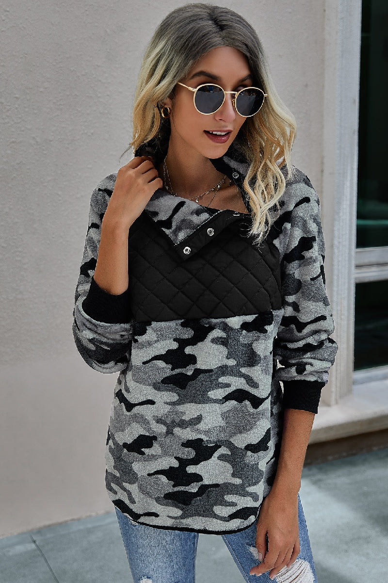 Betty Button Pullover