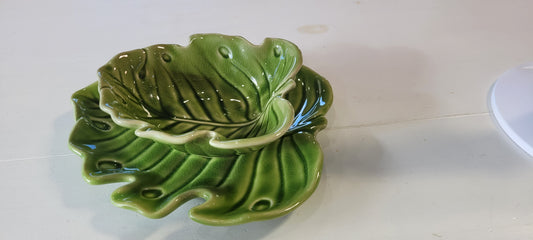 Leaf dishware