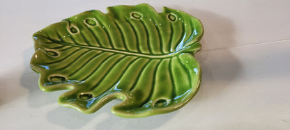 Leaf dishware