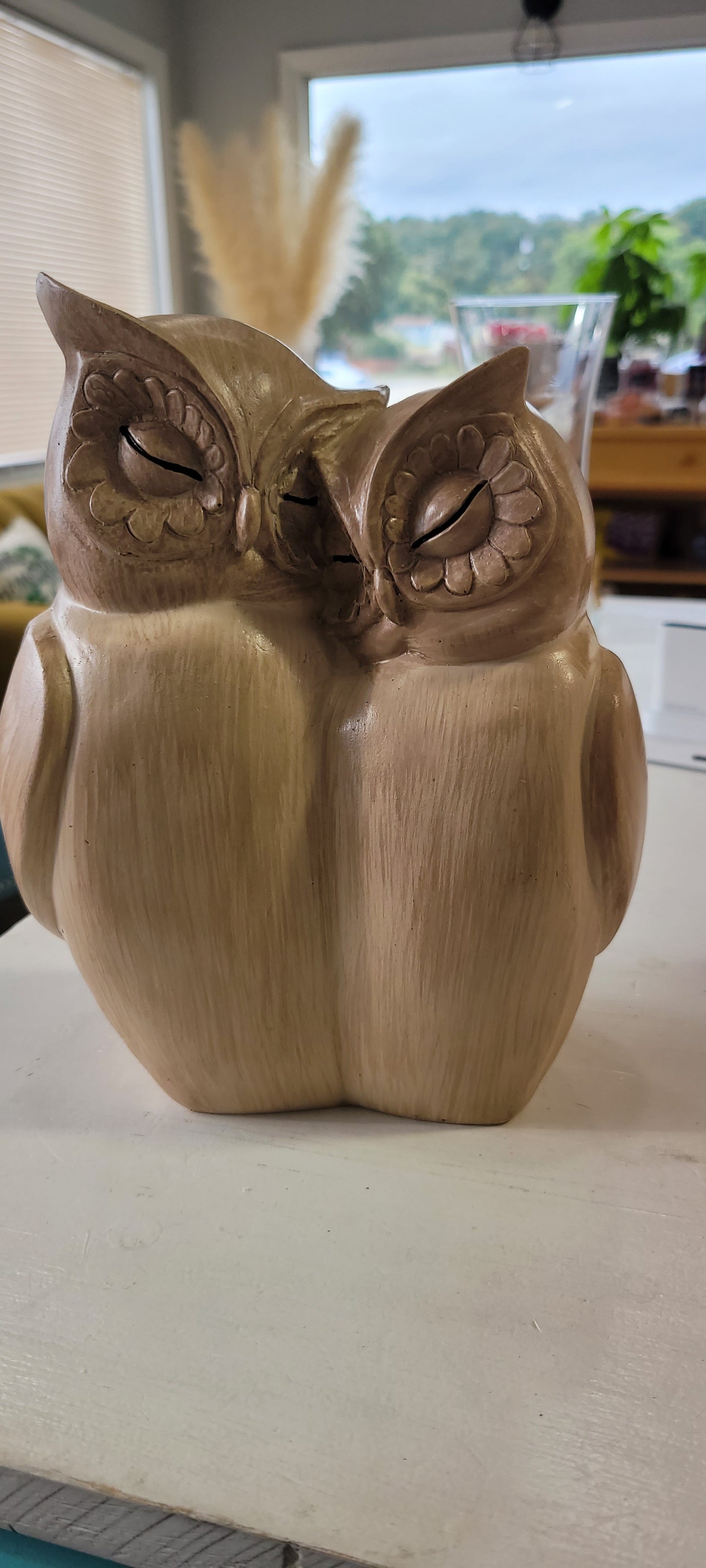 Owl couple table decor