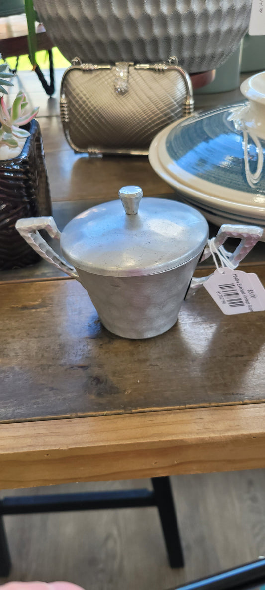 FF- 1940's Everlast Vintage Sugar Bowl