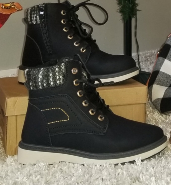 The Hannah Hiking Boots